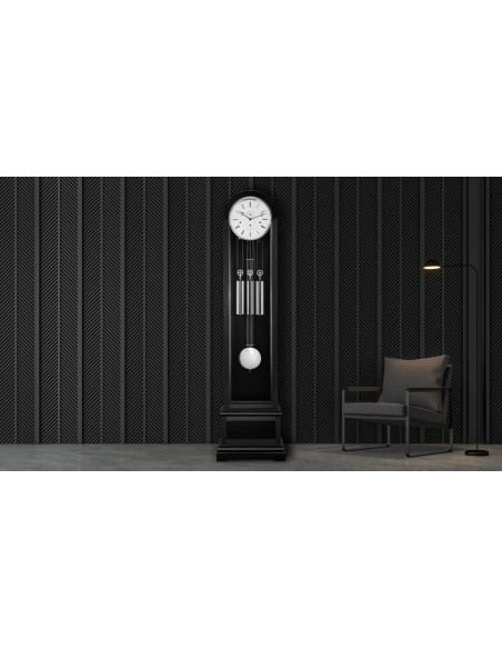 Hermle Charlotte staande klok – zwart met chroom