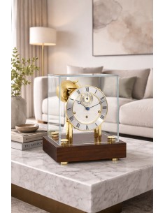 Hermle Chigwell tafelklok – notenhout, glazen kap 2