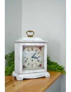 Hermle Austen tafelklok wit – mechanisch & romantisch