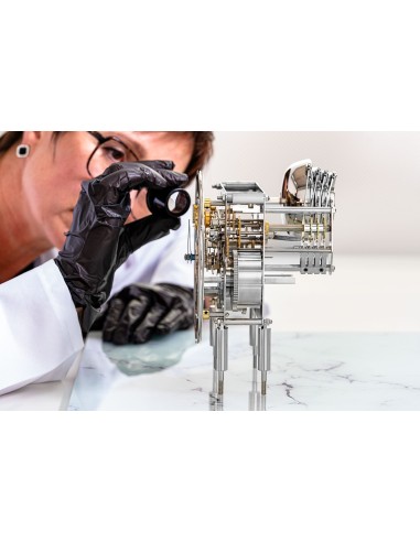 Hermle Tellurium Tourbillon Chroom rood – opvallend