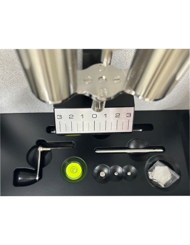 Hermle Kingsland precisieregulateur – matzwart, 133 cm