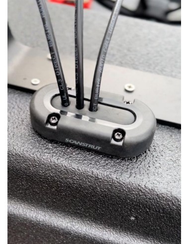 Scanstrut Dekdoorvoer Zwart tot 15 mm | Shipsworld